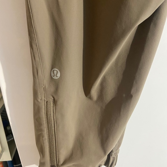 Lulu Lemon Adapted State Joggers - Picture 1 of 11